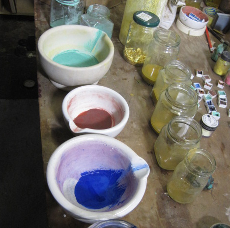Extracting natural pigments from earth and rock-Toni Watts' Art Studio